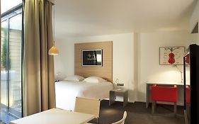 Hotel Le Pavillon 7 - Room service disponible