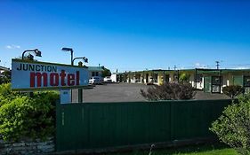 Junction Motel Sanson-Truck Motel