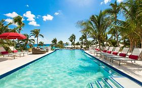 Coral Sands Hotel Harbour Island 3*