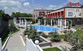 Road Star Hotel Dnipropetrovsk