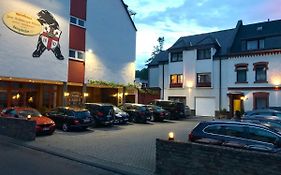 Hotel&Weinhaus Zum Schwarzen Bären