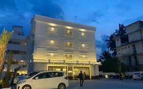 Hotel Park Residency Thrissur