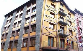 Hotel Sant Jordi Andorre la Vieille