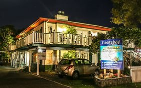 Centabay Lodge And Backpackers