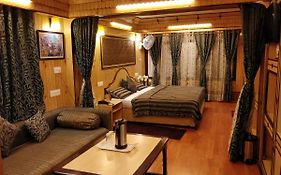 Hotel Maharaja in Nainital