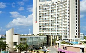 Hotel Krystal Urban Cancun 4*