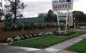 City Park Motel And Apartments Wagga Wagga