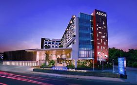 Hotel Aston Inn Lombok 4*
