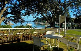 Hananui Lodge And Apartments Russell New Zealand