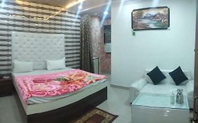 Hotel Neelkanth Agra
