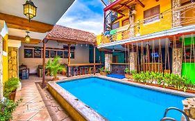Hostel Oasis Granada Nicaragua