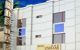Hotel Unistar Karol Bagh 3*