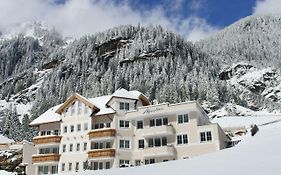 Hotel Alpenstern Ischgl