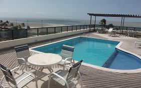 Calhau Praia Hotel  4*