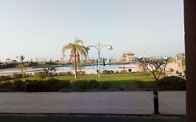 Apartments Water Front With Sea View In Porto Sokhna Families Only photos Exterior