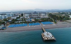 Sea Planet Resort en Spa Side