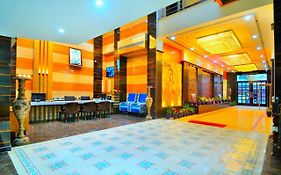 Hotel Grand Uddhav Paharganj 3*