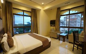 Hotel Lake View Palace Udaipur 3*