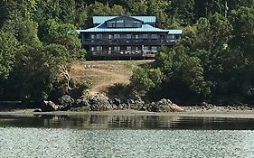 Arbutus Cove Guest House 3*