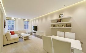 Heart Of Knightsbridge - Stunning Air Conditioned Apartment - 1 Minute Walk From Harrods