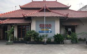 Hotel Seno Yogyakarta 2*