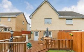 Silverburn New House With Free Parking And Nice Garden