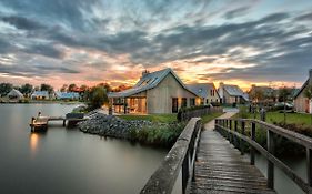 Waterrijk Oesterdam Resort Villas