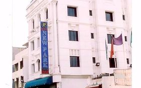 New Park Hotel Chennai 2*