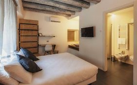 Le Palme Rooms&breakfast Bed And Breakfast