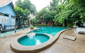 Deeden Pattaya Resort photos Exterior