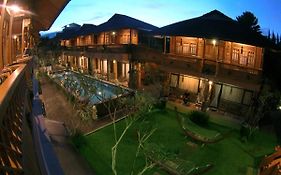 Hotel Pesona Bamboe Lembang 3*
