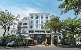 Parklane Hotel Saigon South
