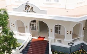 Iris Hotel Dalat