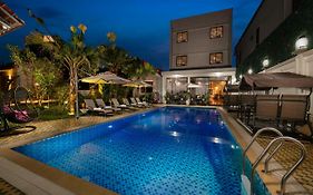 Tam Coc Holiday Hotel&Villa