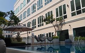 Sun Sky Resort Pattaya