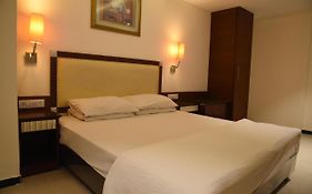 Hotel Nandi Ujjain 2*