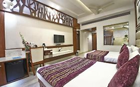 Hotel Emerald Chandigarh 3* India