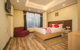 Hotel Potala Darjeeling 3*