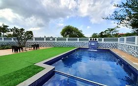 5 Bhk Luxurious Villa With Private Pool ! Kingston Villa Lonavala !  India