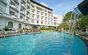 吉隆坡湖畔火烈鸟酒店 酒店