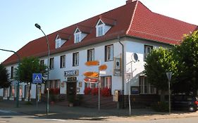 Und Restaurant Knesebecker Hof 3*