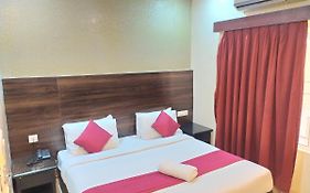 Hotel Grand Parkway Tambaram 2* India
