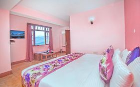 Hotel Himalayan Retreat Gangtok 2*