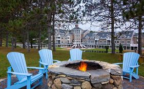 Holiday Inn Club Vacations At Ascutney Mountain Resort 4*