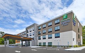 Holiday Inn Express & Suites - Painesville - Concord, An Ihg Hotel  3* United States