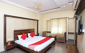 Hotel Shri Krishna Pachmarhi 2*