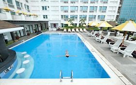 Quest Hotel & Conference Center Cebu - Multiple Use Hotel  3* Philippines