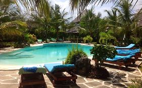 3 Bedrooms House At Watamu 100 M Away From The Beach With Shared Pool Furnished Terrace And Wifi photos Exterior
