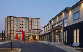 Towneplace Suites By Marriott Oshawa photos Exterior