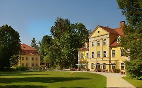 Hotel Pałac Łomnica - Karkonosze / Riesengebirge